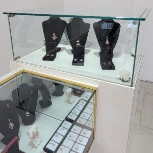 Aruba Lotus Jewels May 2022 (19)