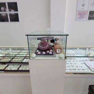 Aruba Lotus Jewels May 2022 (22)